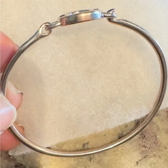 AUTHENTIC COACH F54516 Open Circle Stone Silvertone Stud Earrings,  bangle - Picture 8 of 10